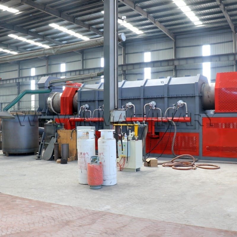 Continuous carbonization furnace with secondary combustion chamber