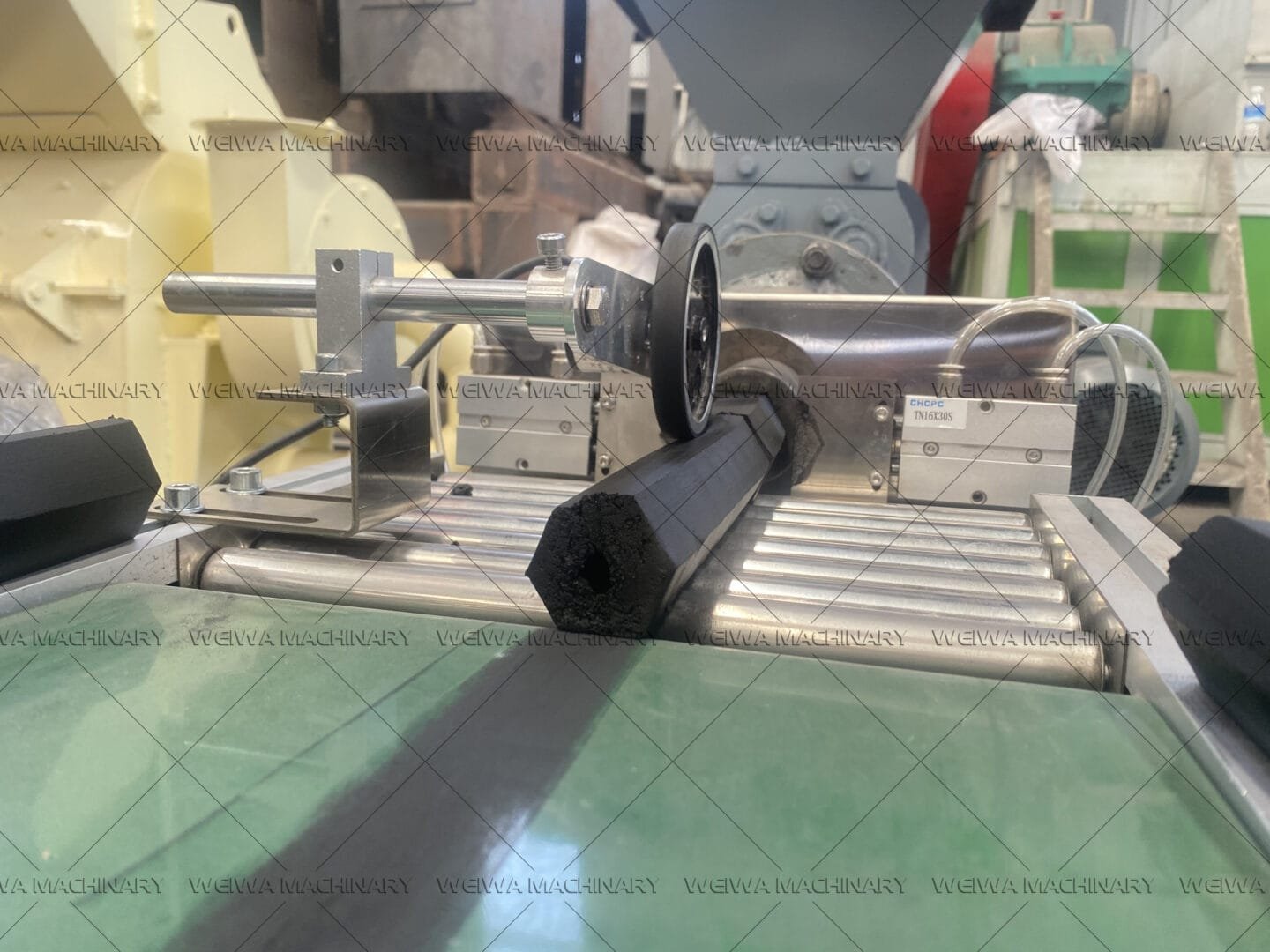 charcoal extruder machine in ecuador