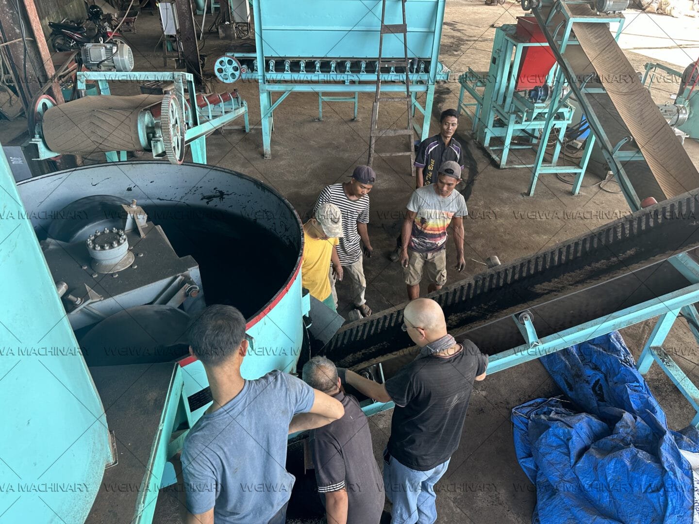 Indonesian palm fruit carbonization product line