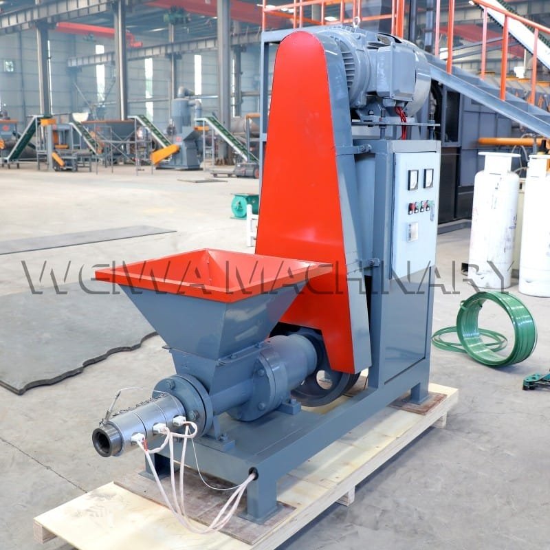 Sawdust extruder shipment