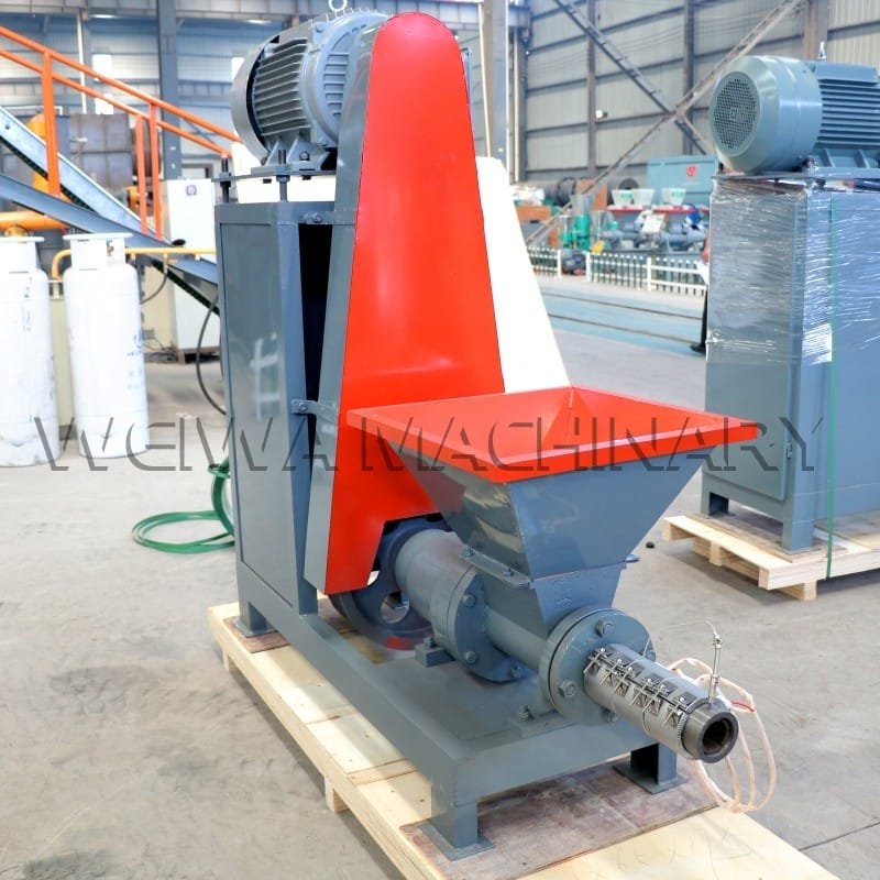 Sawdust extruder shipment