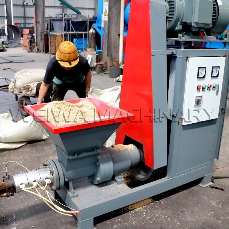 Trial of sawdust extruder