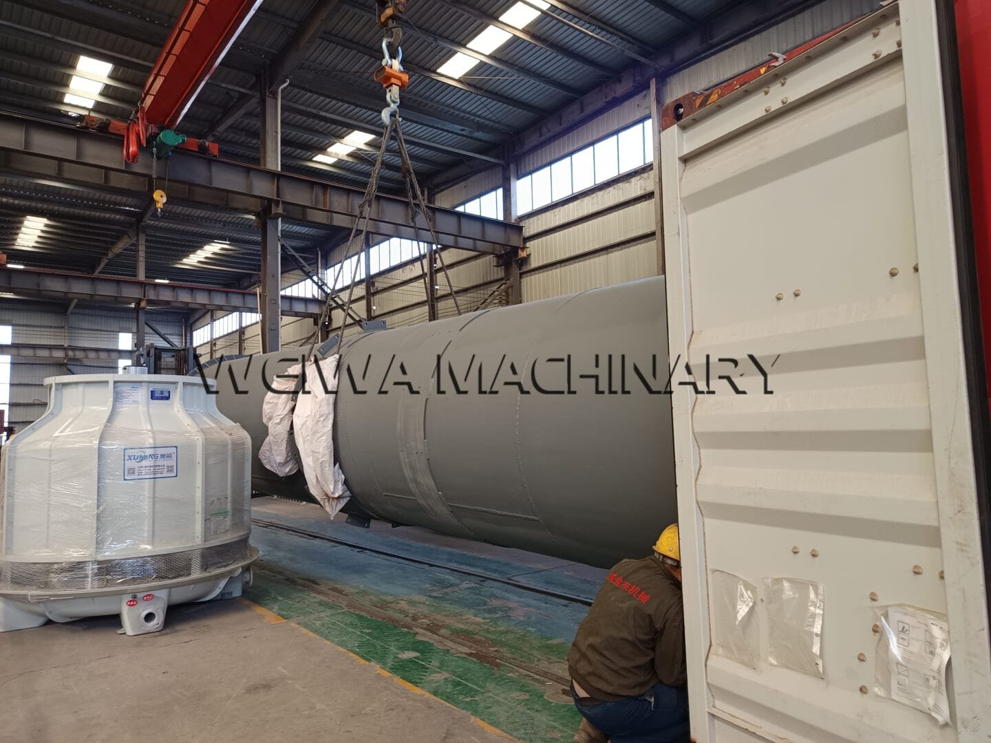 Forno de carbonização contínua