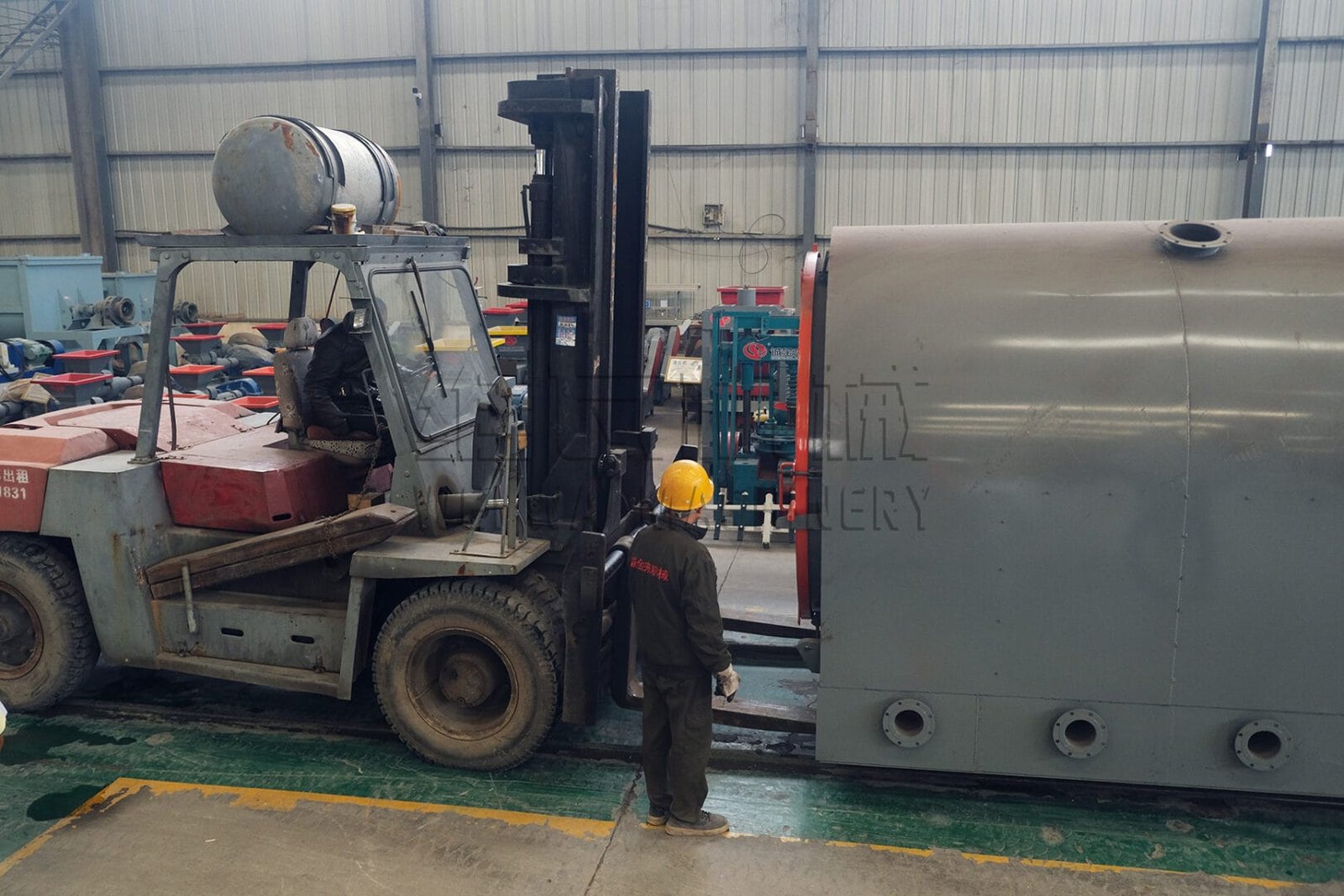 Forno de carbonização horizontal