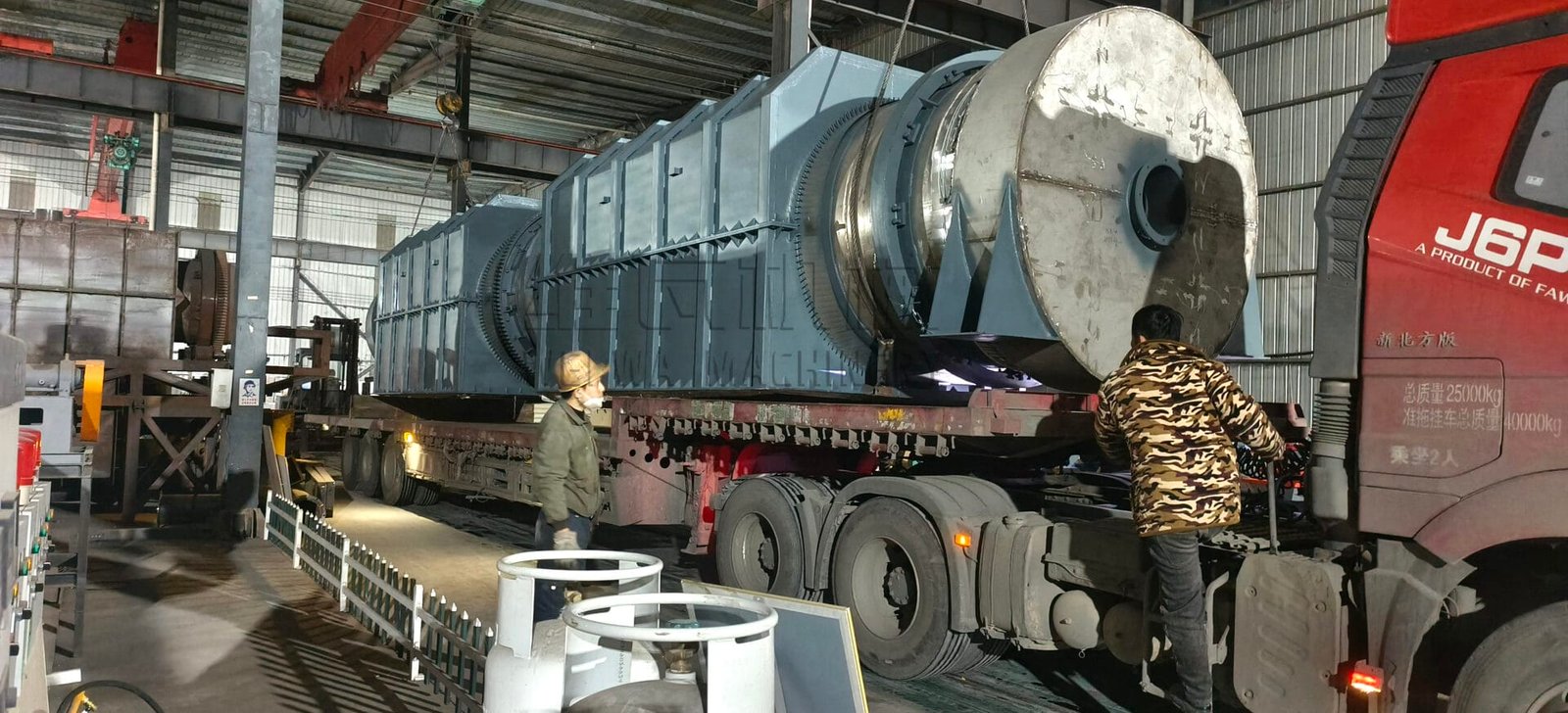 Four à carbonisation continue